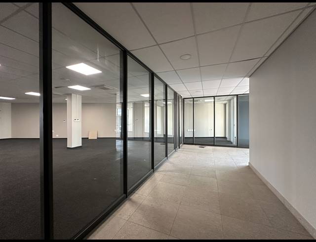 222.50M² OFFICE TO LET IN IRENE